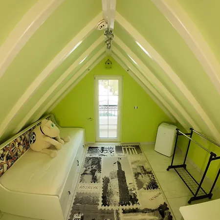 Tuem Villa-8 Kisilik-plaja Yuerueme Uzakligi וילה *