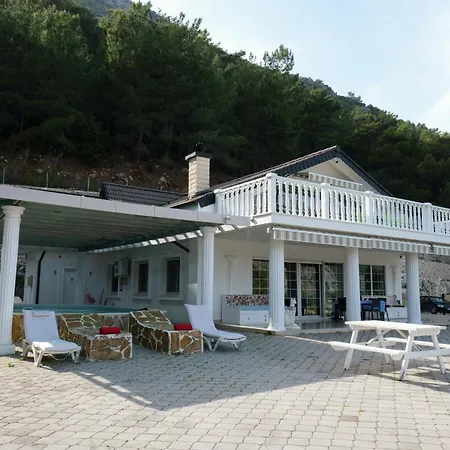 וילה Tuem Villa-8 Kisilik-plaja Yuerueme Uzakligi