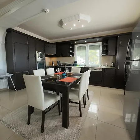 Tuem Villa-8 Kisilik-plaja Yuerueme Uzakligi Kumluca